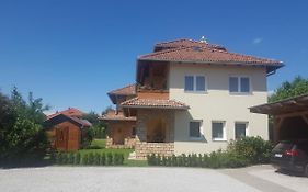 Mediterrania Apartment